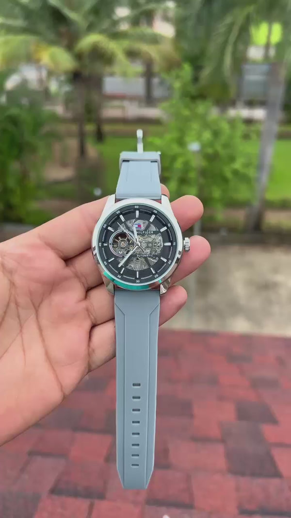 Tommy Hilfiger Automatic